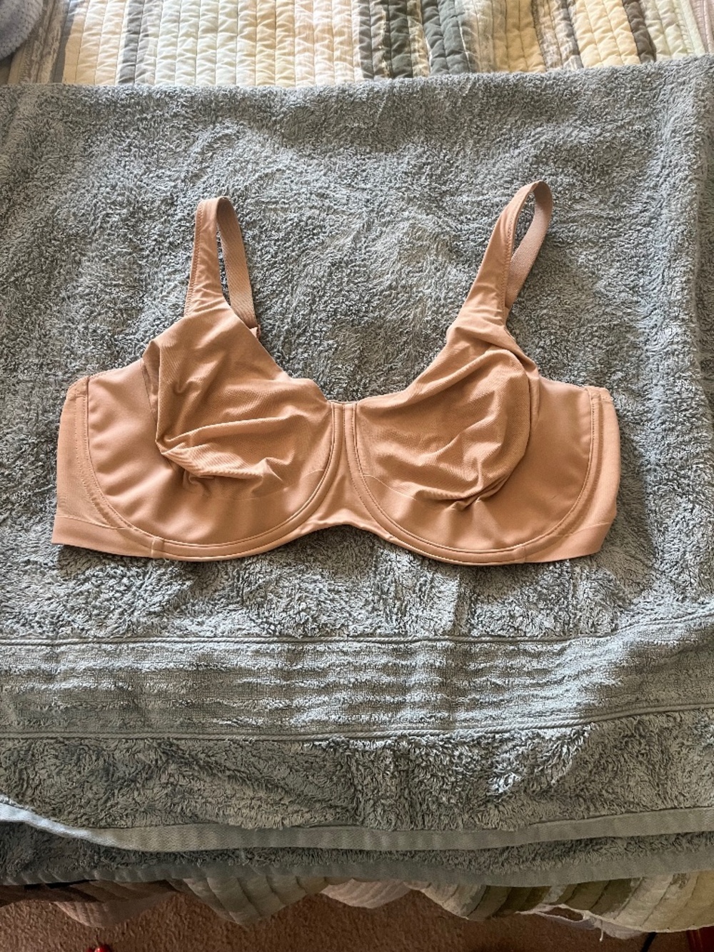 Wacoal  855387 40G beige Shape Revelation Pendulous underwire bra NWOT